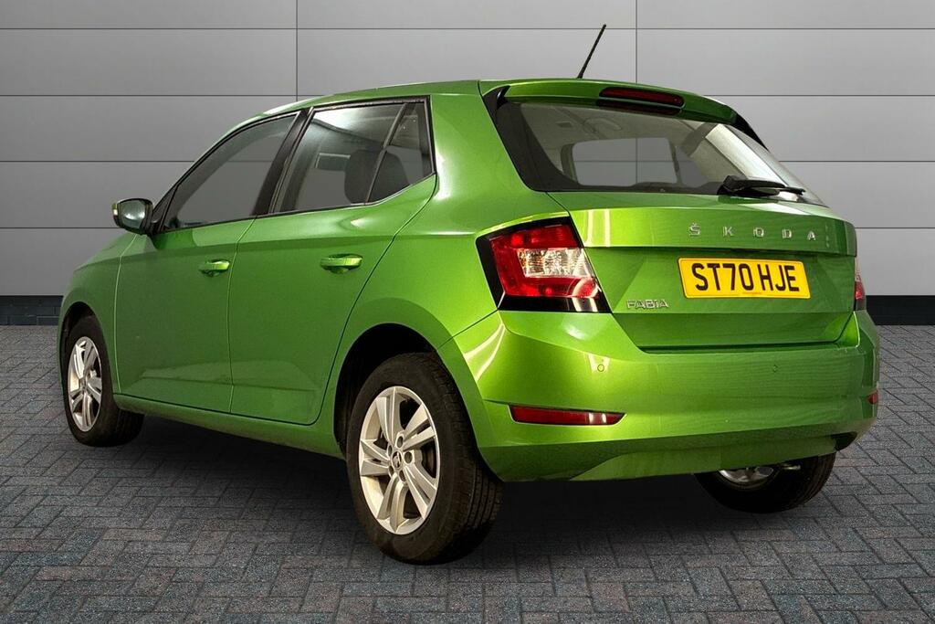 Skoda Fabia 1.0 Tsi Se Green #3