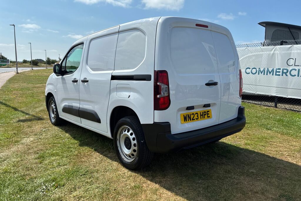 Vauxhall Combo 2300 1.5 Turbo D 100Ps H1 Prime Van White #3