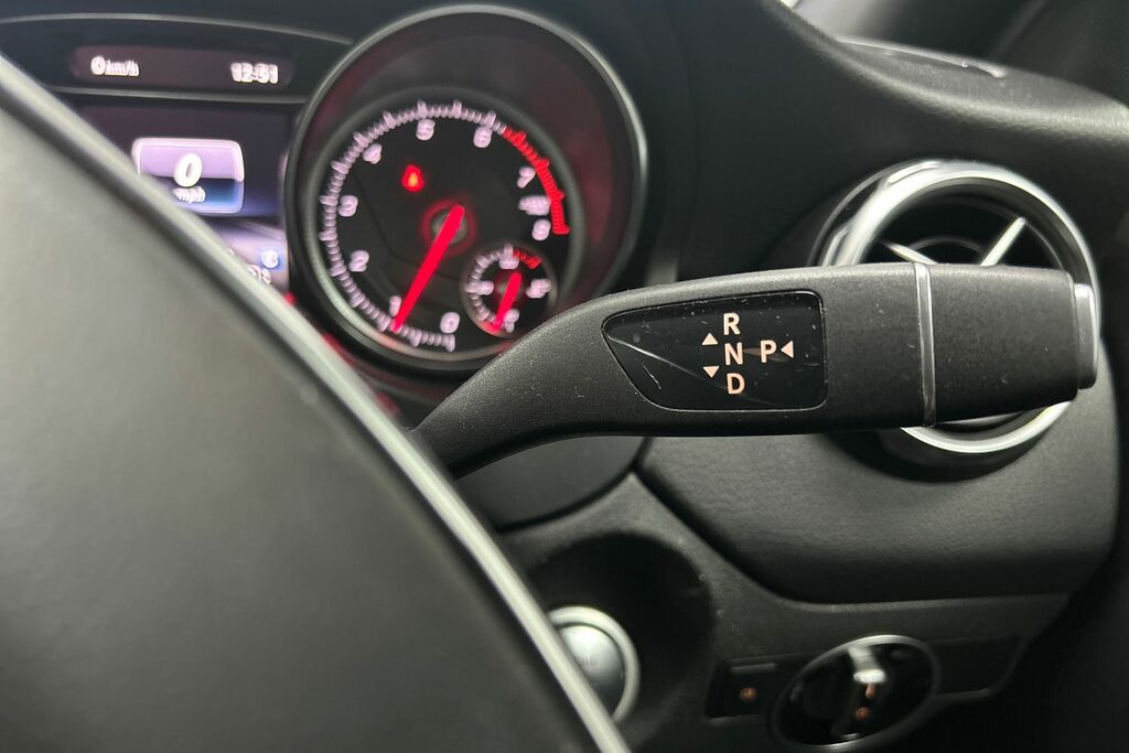 Mercedes-Benz GLA Class Amg Line Grey #19