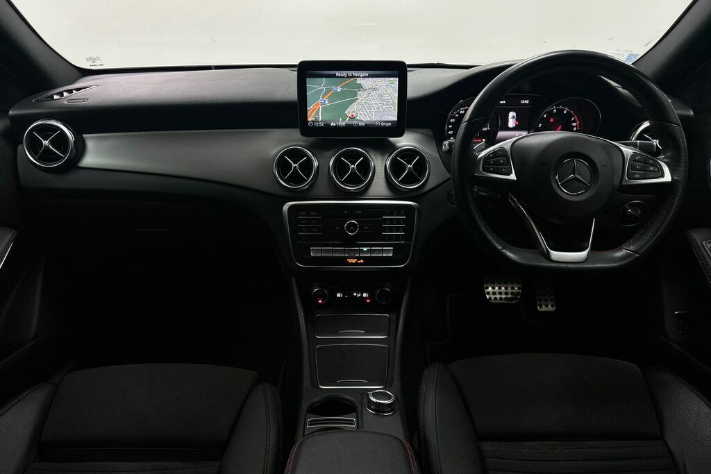 Mercedes-Benz GLA Class 1.6 Gla180 Amg Line Edition 7G-dct Euro 6 Ss White #5