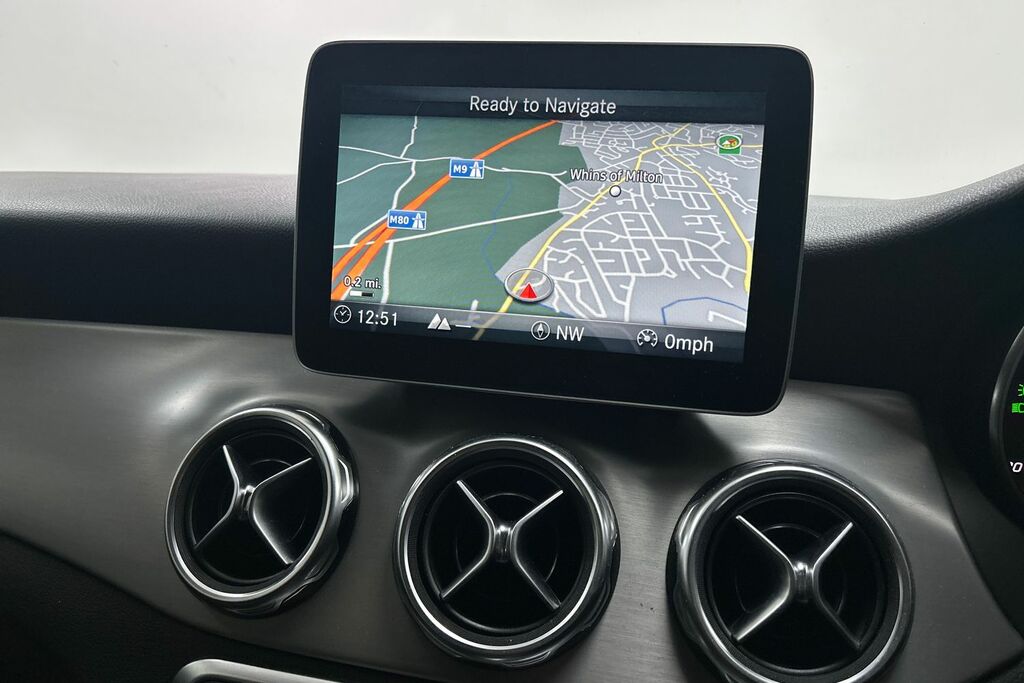 Mercedes-Benz GLA Class Amg Line Grey #20