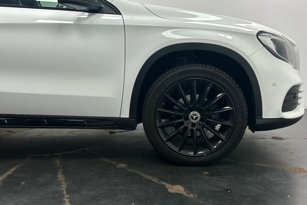 Mercedes-Benz GLA Class Amg Line Grey #15