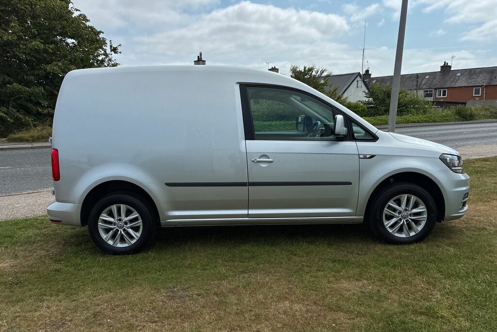 Volkswagen Caddy 2.0 Tdi Bluemotion Tech 102Ps Highline Van Silver #4