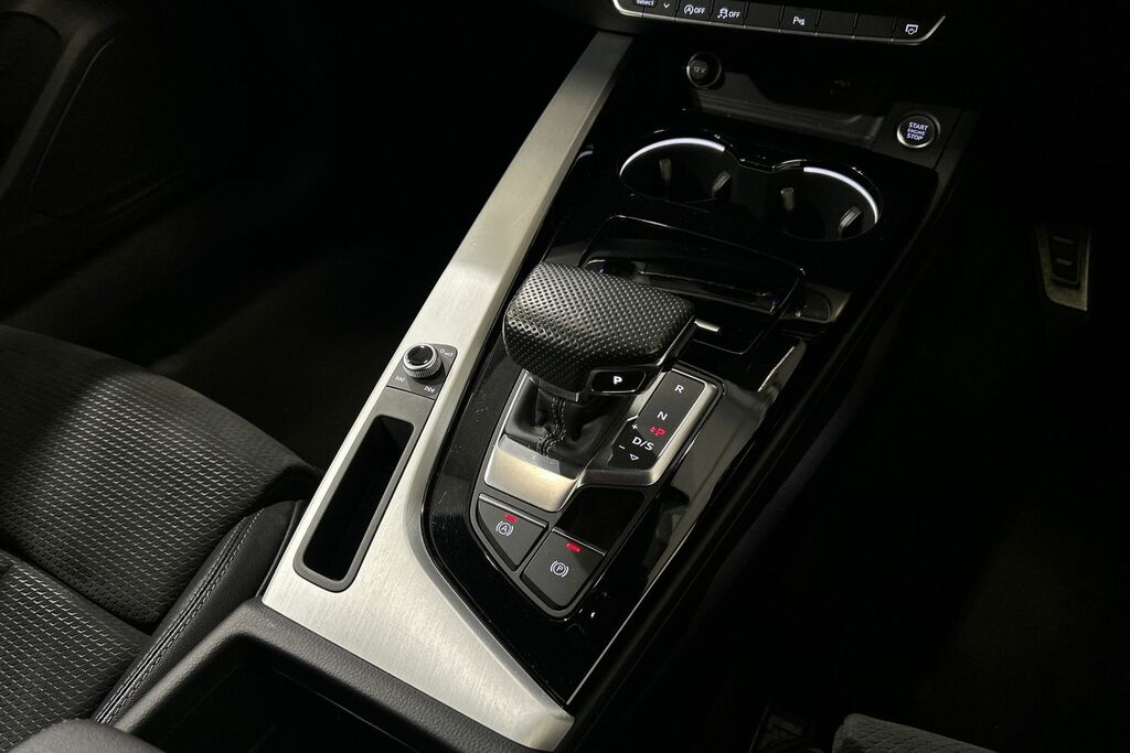 Audi A4 35 Tfsi Black Edition S Tronic White #23