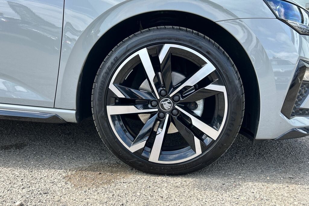 Skoda Scala 1.0 Tsi 116 Monte Carlo Edition Dsg Grey #5