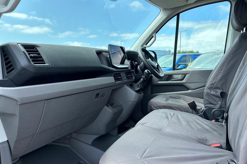 Volkswagen Crafter 2.0 Tdi 140Ps Commerce High Roof Van White #2