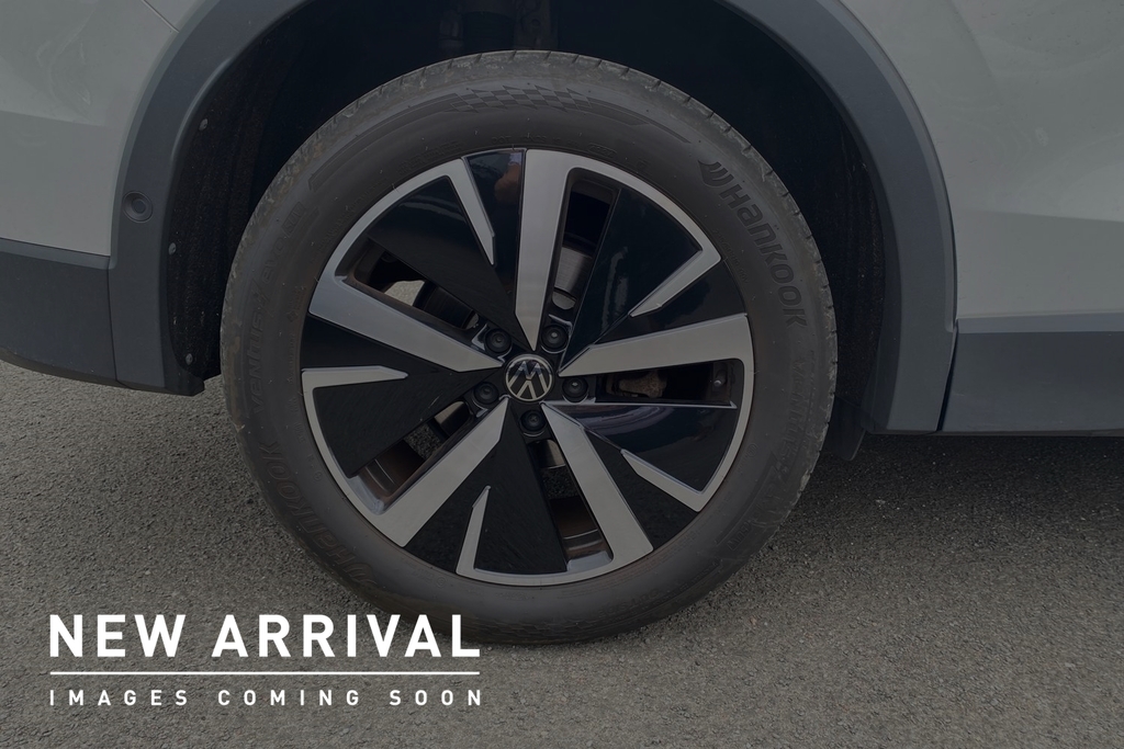 Volkswagen Tiguan Automatic White #4