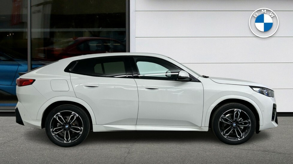 BMW iX2 Ix2 Edrive20 M Sport White #3