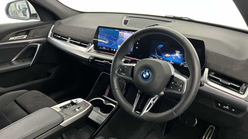 BMW iX2 Ix2 Edrive20 M Sport White #6