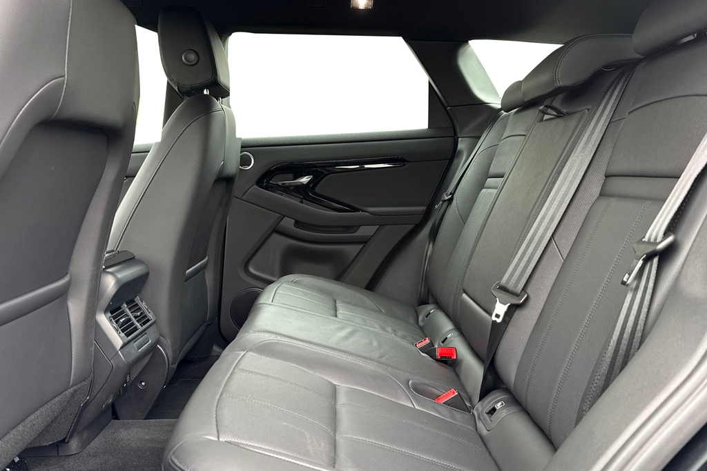Land Rover Range Rover Evoque P270e Dynamic Se SM75NNK Black #4