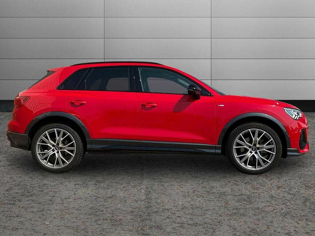 Audi Q3 Black Edition 45 Tfsi Quattro 245 Ps S Tronic SY74WGE Red #4