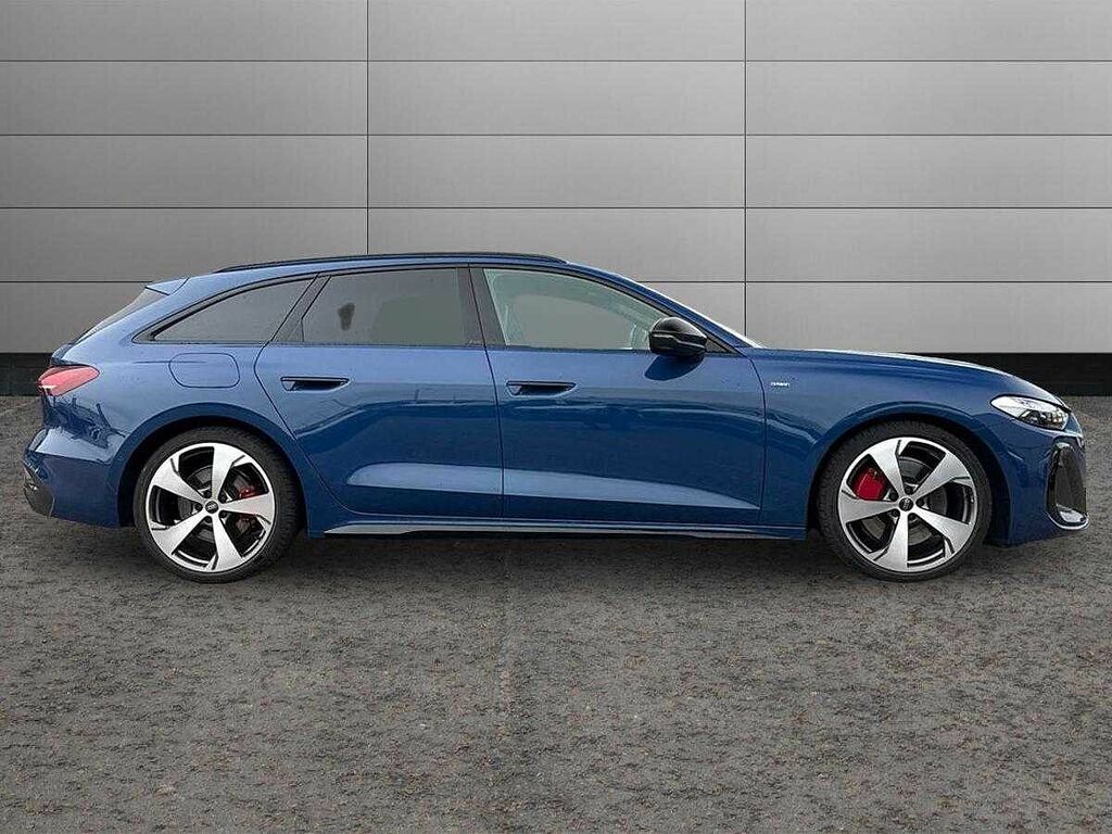 Audi A5 Edition 1 E-hybrid Quattro 299 Ps S Tronic SY75VBX Blue #4