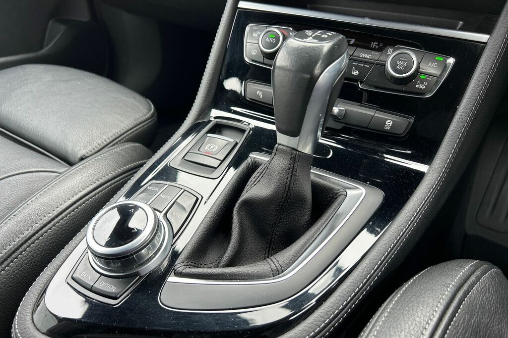 BMW 2 Series 220I M Sport Nav Step White #19