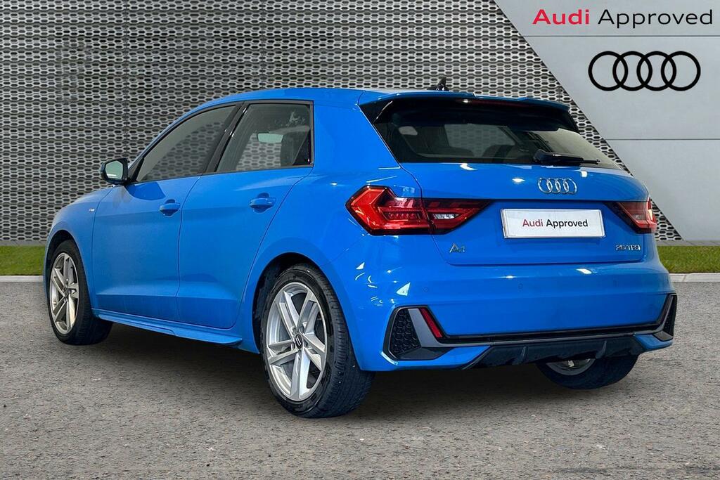 Audi A1 S Line 30 Tfsi 110 Ps S Tronic Black #3