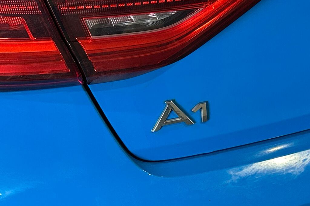 Audi A1 S Line 30 Tfsi 110 Ps S Tronic Black #20