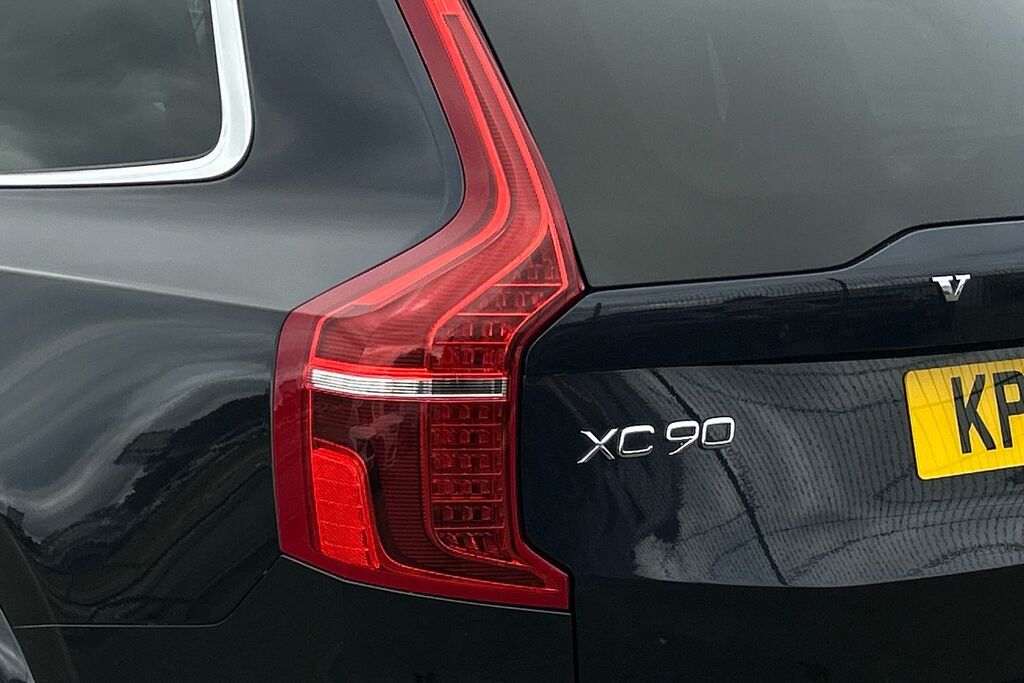 Volvo XC90 D5 Momentum 2.0  #20