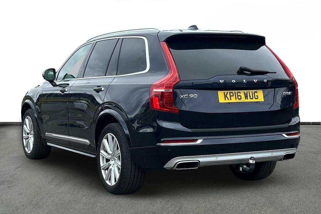 Volvo XC90 D5 Momentum 2.0  #3