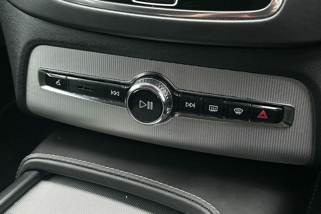 Volvo XC90 D5 Momentum 2.0  #14
