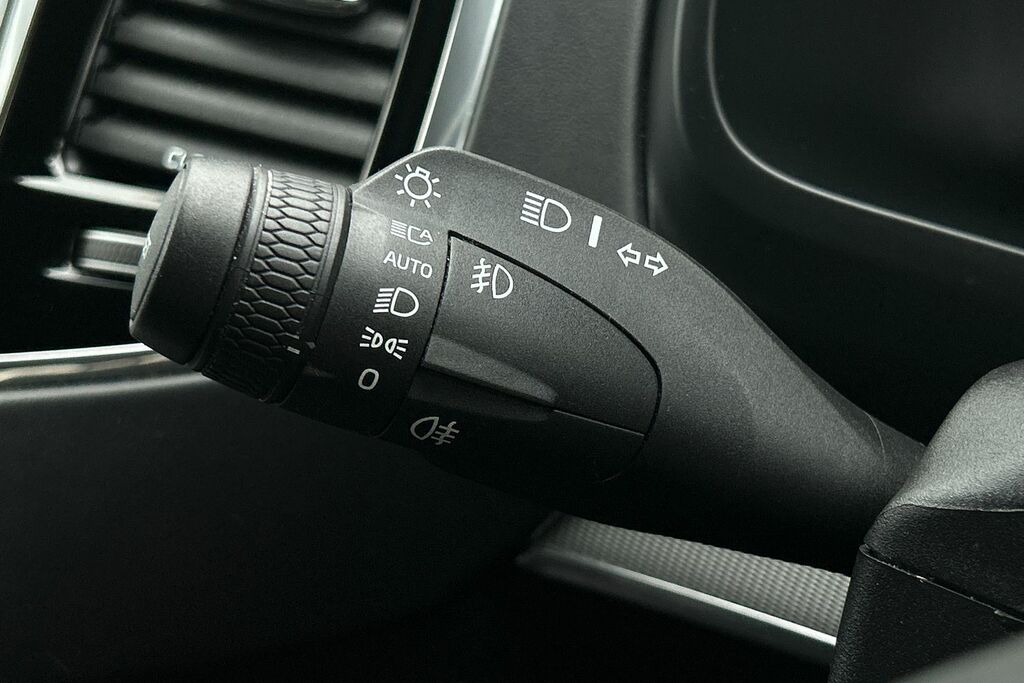 Volvo XC90 D5 Momentum 2.0  #28