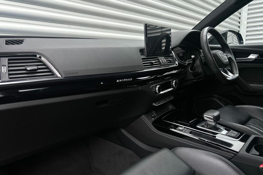 Audi Q5 Edition 1 40 Tdi Quattro 204 Ps S Tronic ST22ORU Blue #2