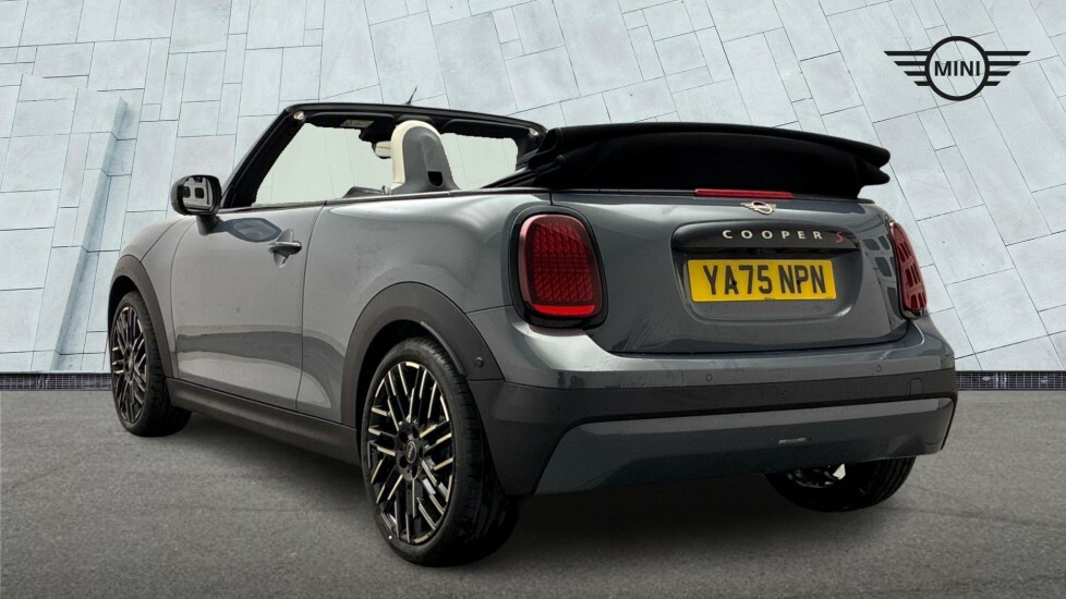 Mini Hatch 2.0S Exclusive Steptronic Euro 6 Ss YA75NPN Grey #2