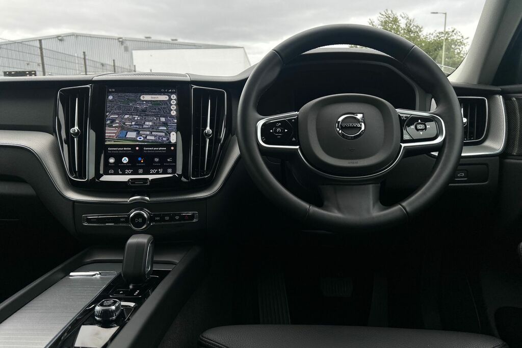 Volvo XC60 Ultimate Dark B5 250 Hp #29