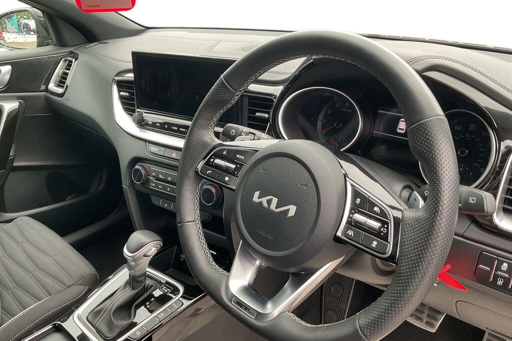 Kia Ceed 1.5 T-gdi Gt-line Hatchback Dct Euro 6 Black #5