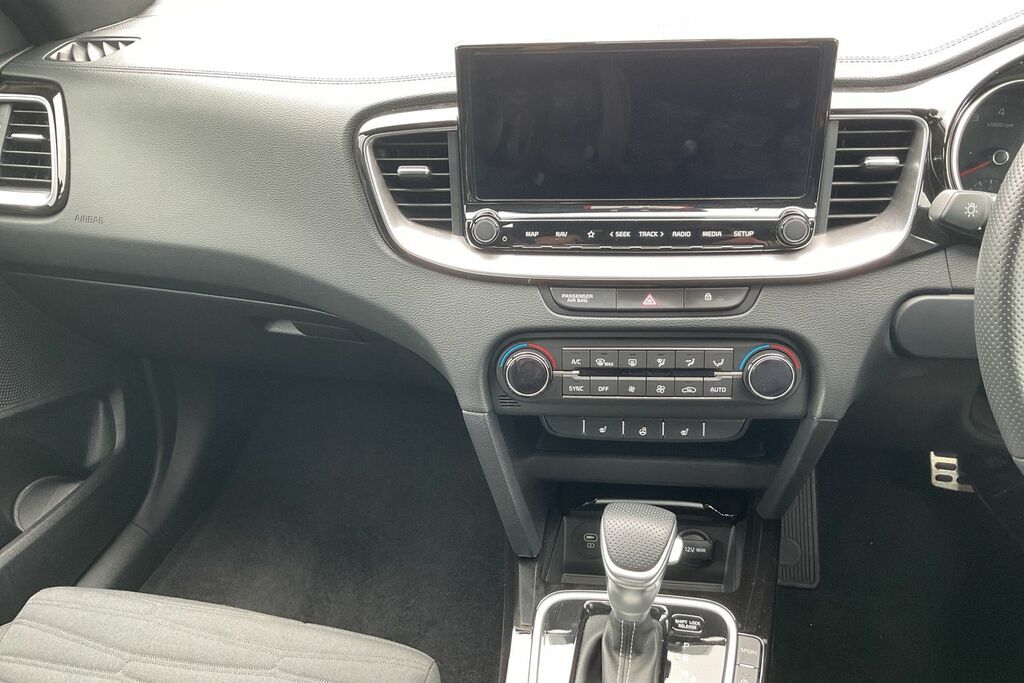 Kia Ceed 1.5 T-gdi Gt-line Hatchback Dct Euro 6 Black #4
