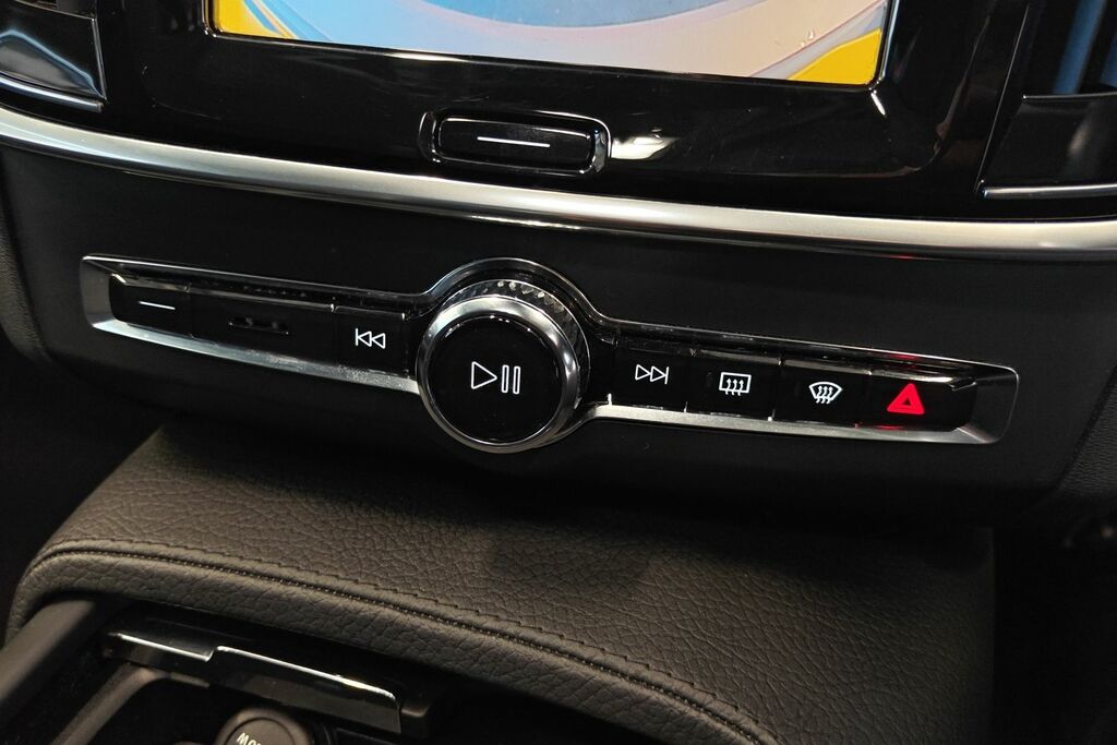Volvo V90 Inscription, B4 Black #14
