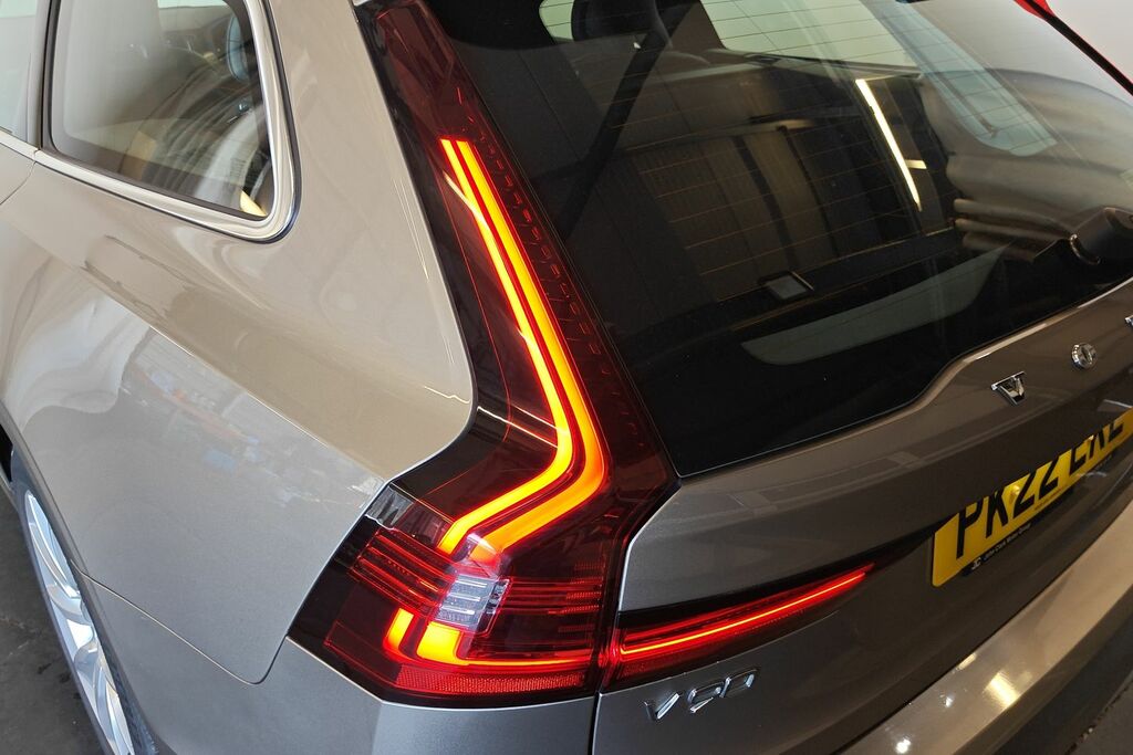 Volvo V90 Inscription, B4 Black #20