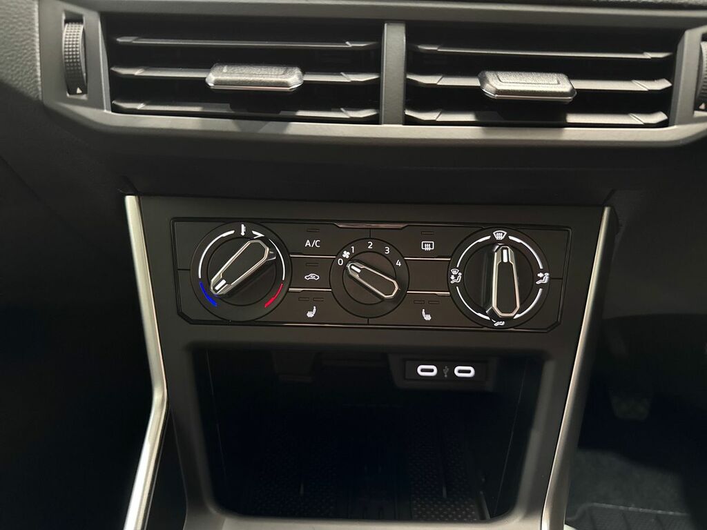 Volkswagen Taigo Match Grey #17