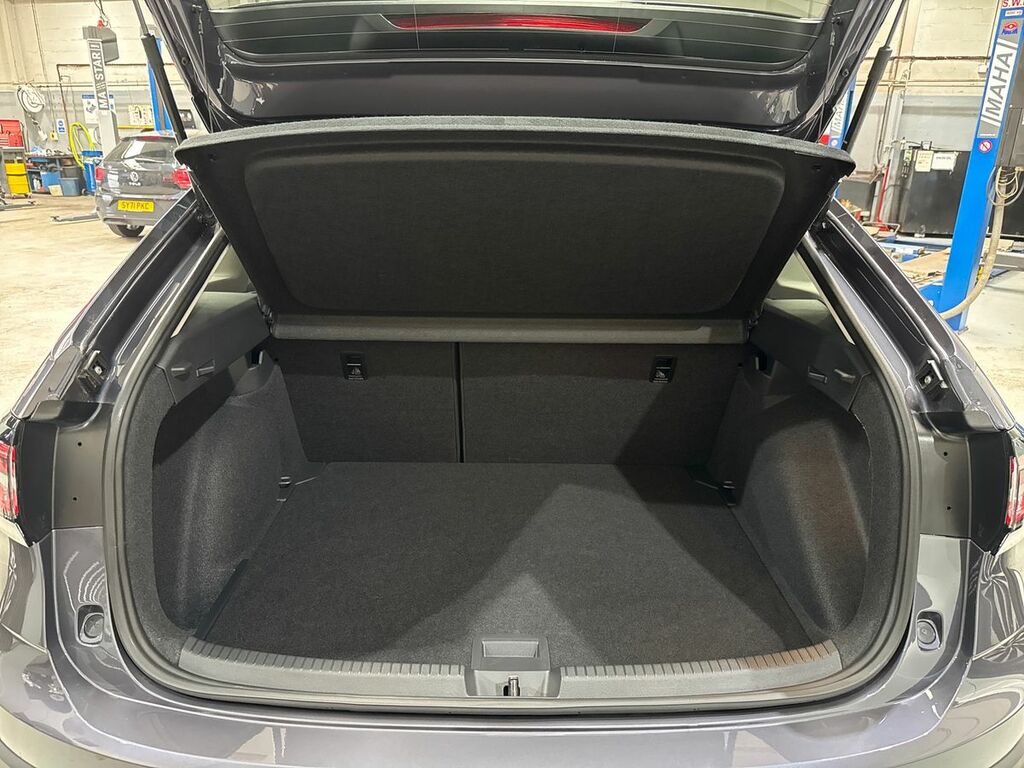 Volkswagen Taigo Match Grey #11