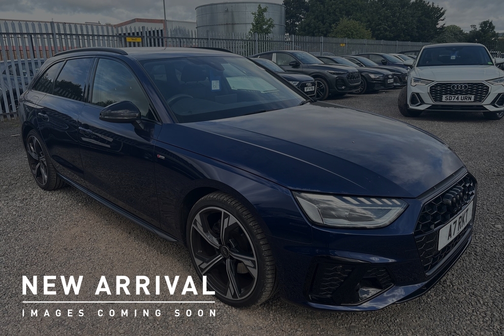 Audi A4 Avant Avant Black Edition 35 Tfsi 150 Ps S Tronic Blue
