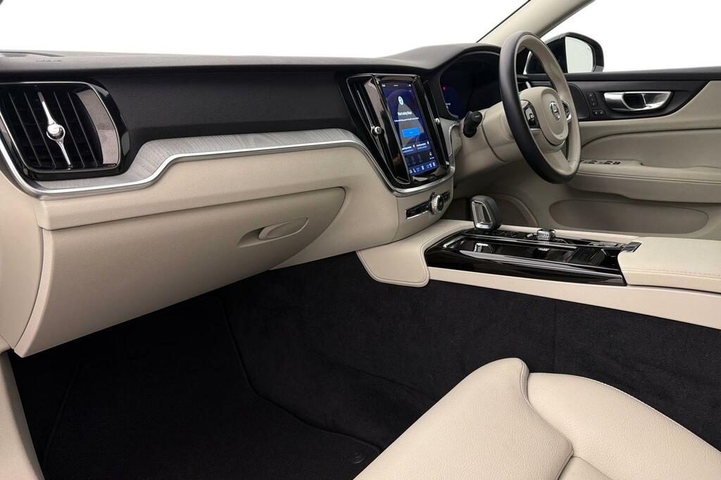 Volvo V60 Recharge Ultimate, T8 Awd Plug-in Hybrid, Grey #2