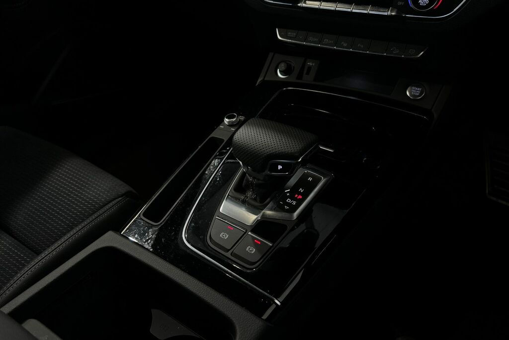 Audi Q5 40 Tdi Quattro S Line S Tronic Tech Pack Black #22