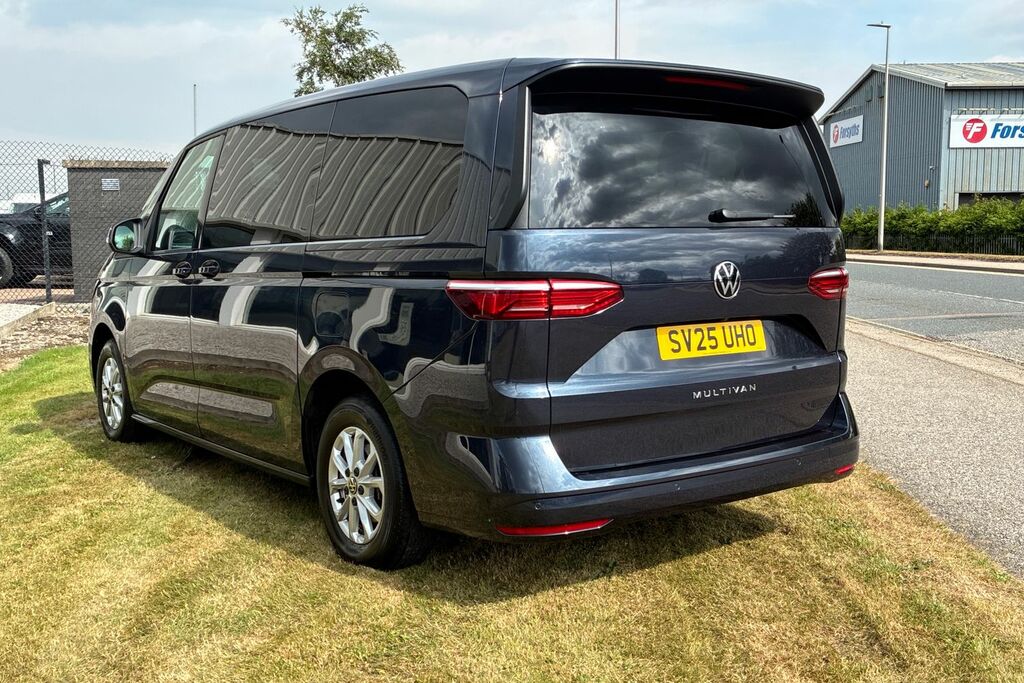 Volkswagen Multivan 2.0 Tdi Life Lwb Dsg Blue #3
