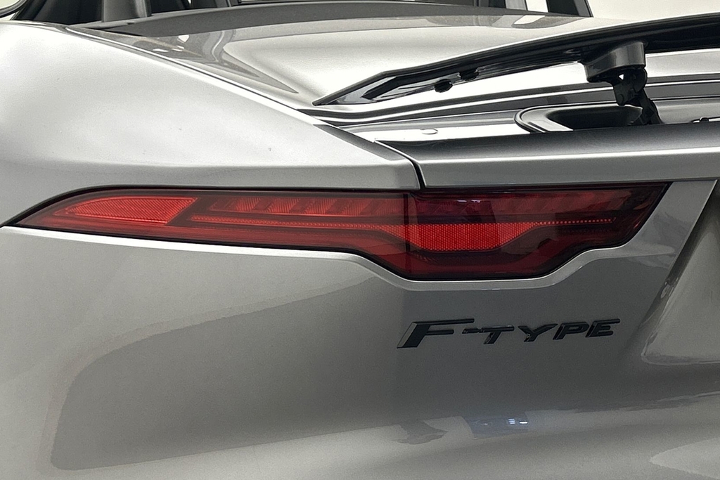 Jaguar F-Type 5.0 V8 R Dynamic Black Coupe Awd Red #19