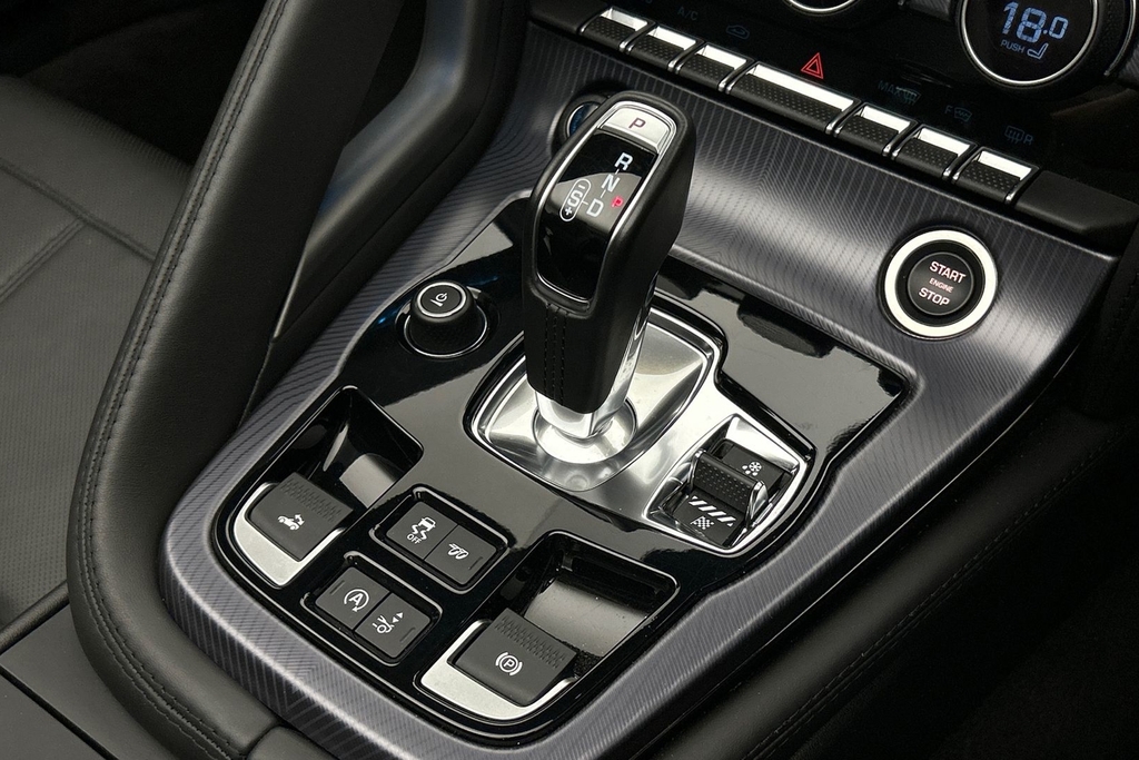 Jaguar F-Type 5.0 V8 R Dynamic Black Coupe Awd Red #13