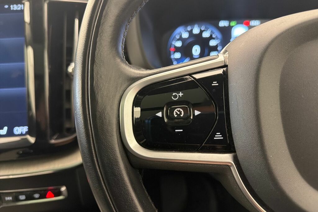 Volvo XC60 Momentum Pro T5 Awd Grey #11