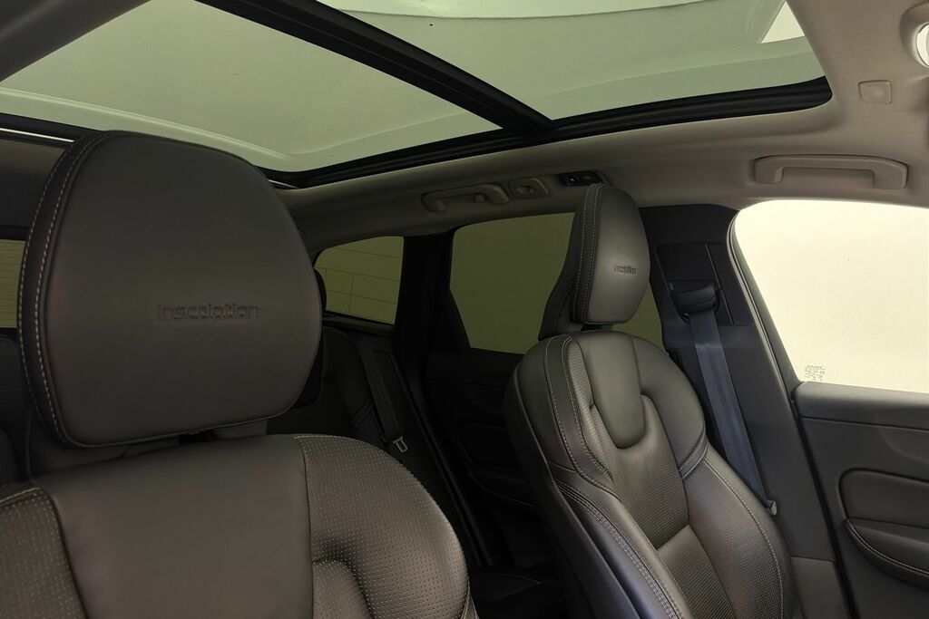 Volvo XC60 Momentum Pro T5 Awd Grey #31