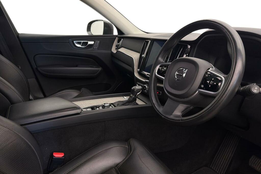 Volvo XC60 Momentum Pro T5 Awd Grey #10
