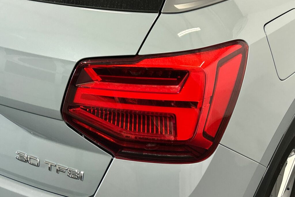 Audi Q2 S Line 35 Tfsi 150 Ps 6-Speed Blue #19
