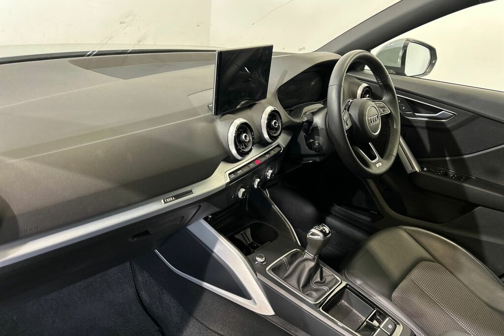 Audi Q2 S Line 30 Tfsi 116 Ps 6-Speed Grey #2