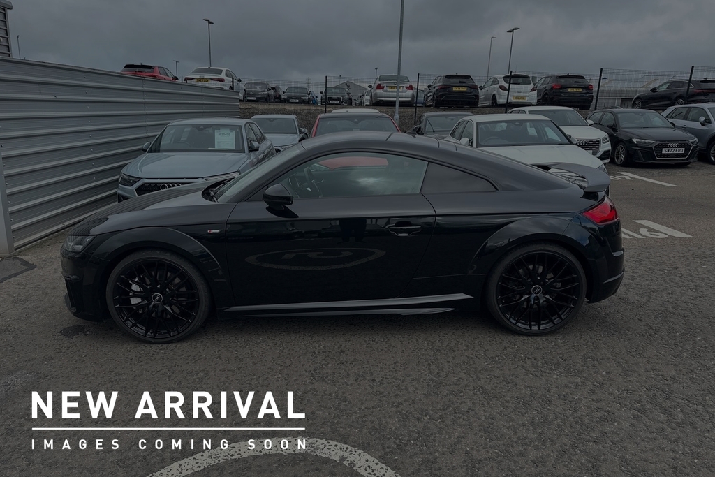 Audi TT Coup- Black Edition 45 Tfsi Quattro 245 Ps S Troni Black #4