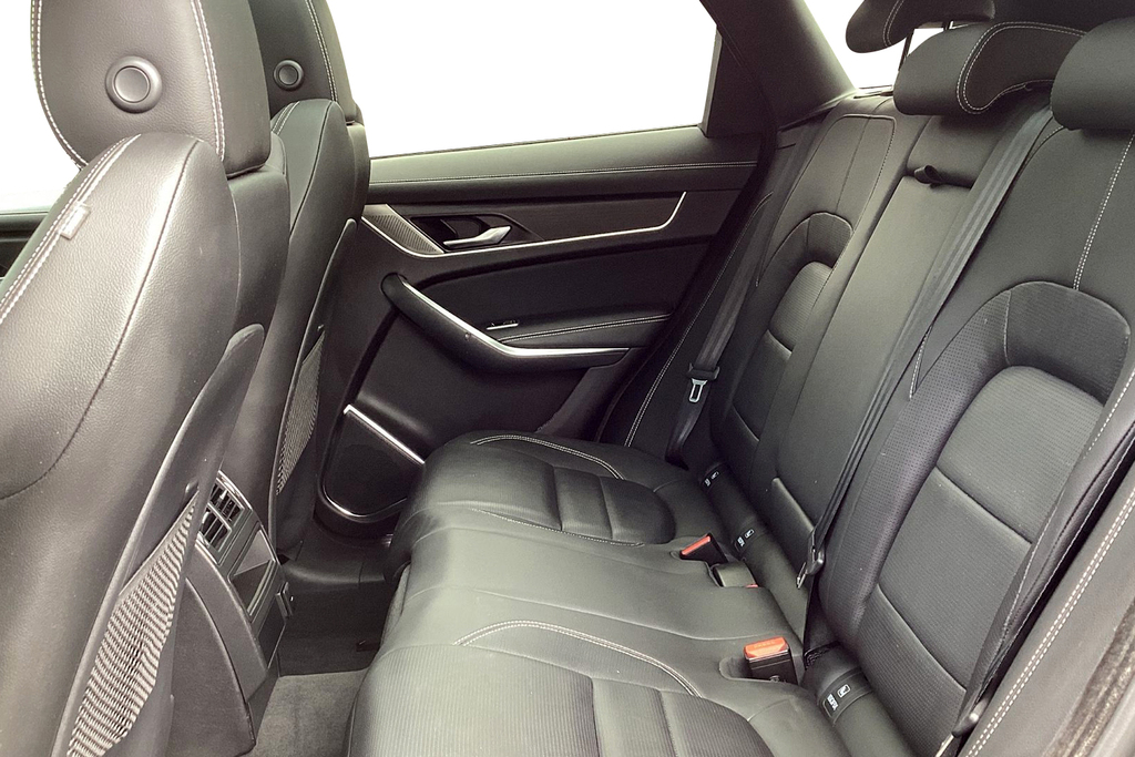 Jaguar F-Pace D200 R-dynamic Black Black #4