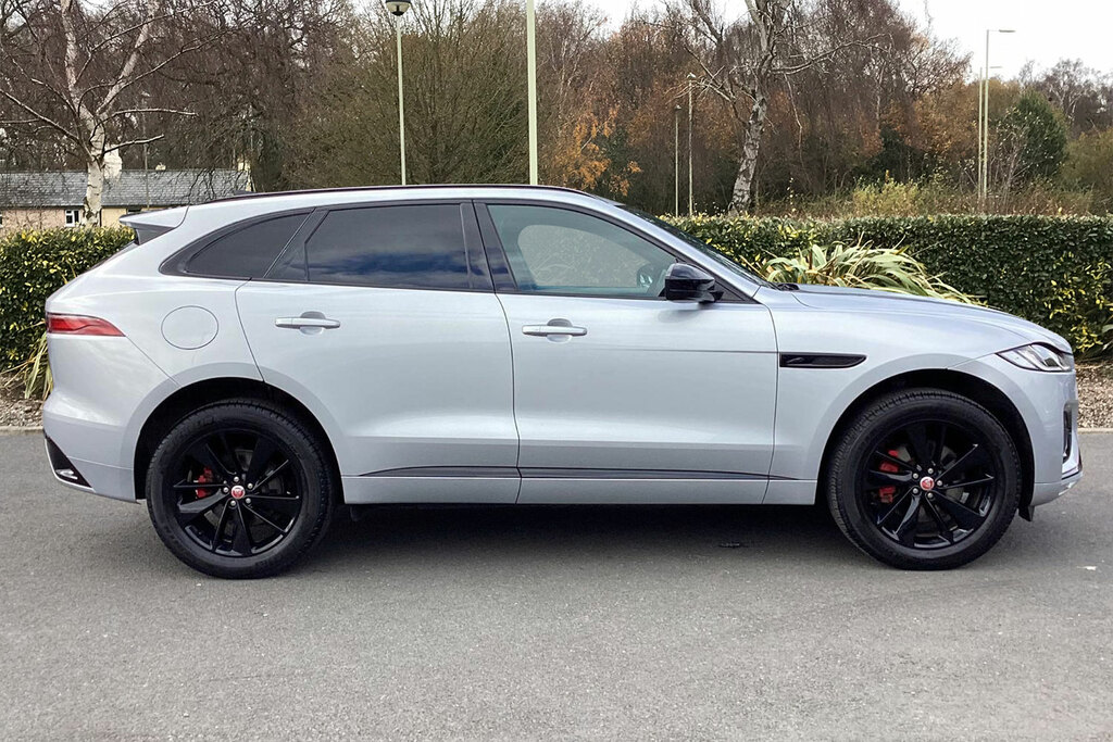 Jaguar F-Pace D200 R-dynamic Black Silver #5