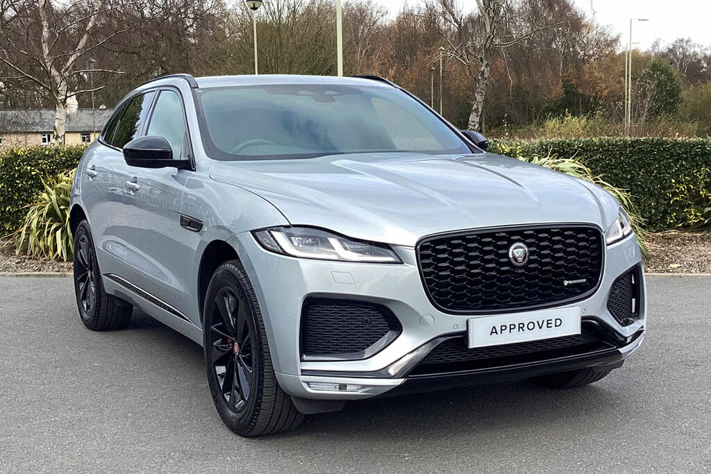 Jaguar F-Pace D200 R-dynamic Black Silver