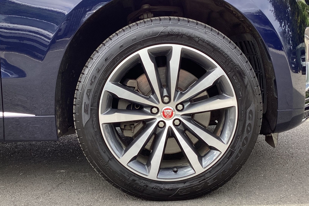 Jaguar F-Pace Estate 5.0 V8 550 Svr Blue #8