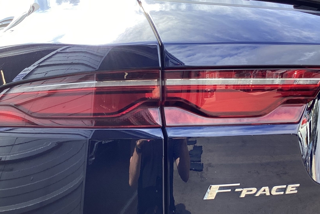 Jaguar F-Pace Estate 5.0 V8 550 Svr Blue #19