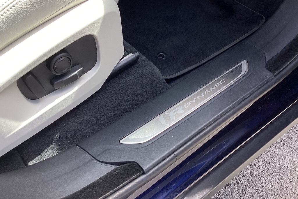 Jaguar F-Pace Estate 5.0 V8 550 Svr Blue #23